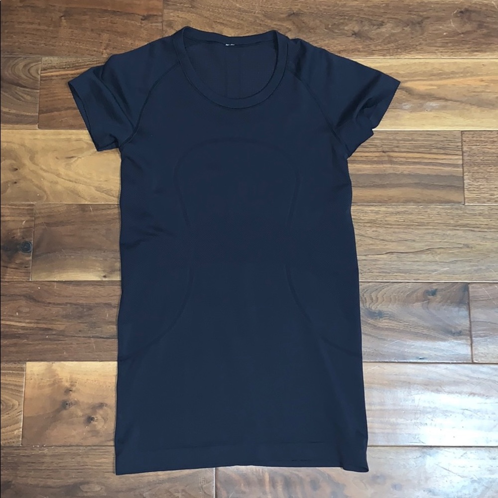 Navy Lululemon Short Sleeve
